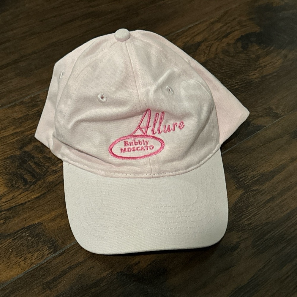Pink Allure Bubbly Moscato Hat